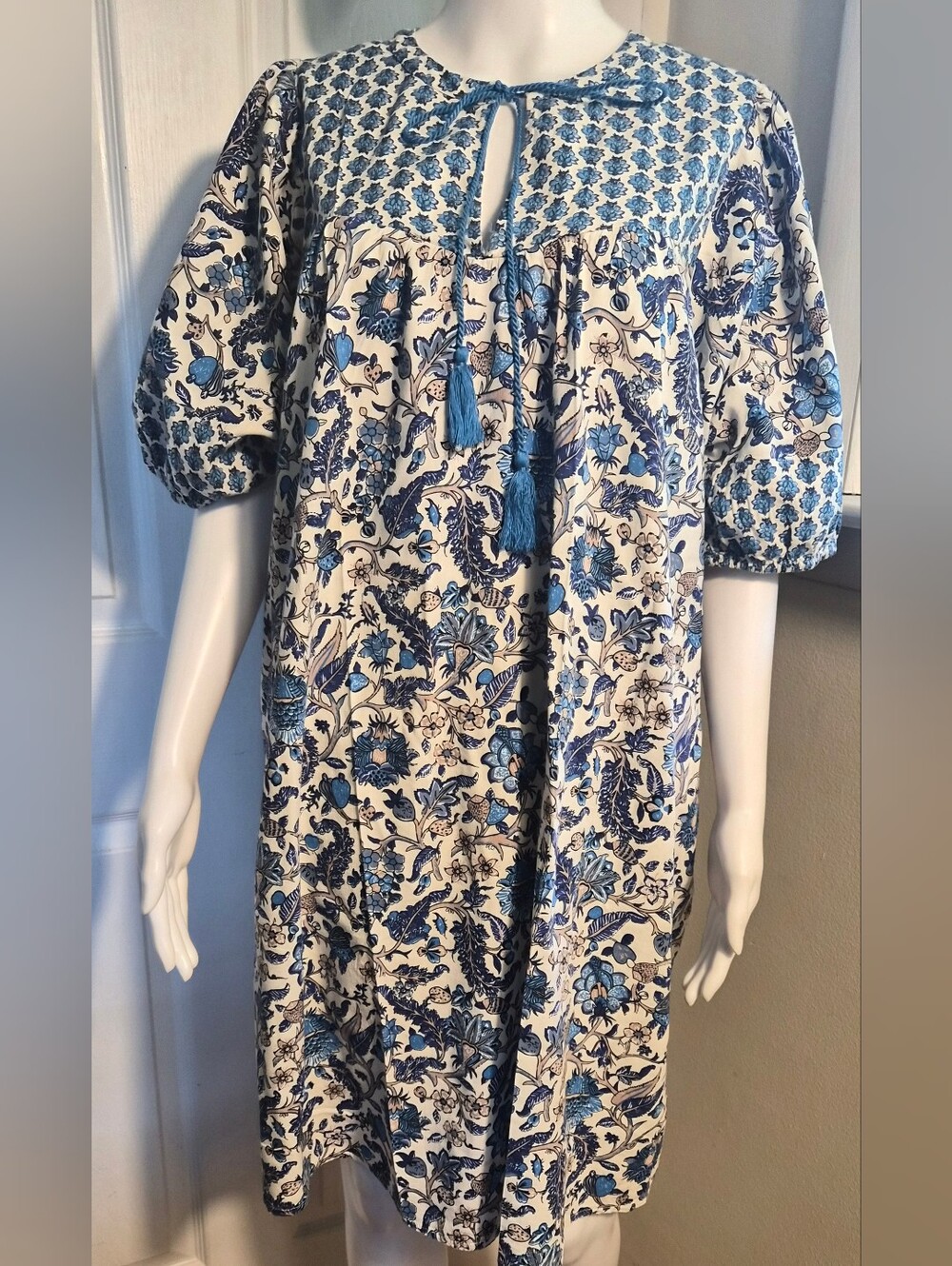 Knox Rose Blue and Cream Floral Tassel Tie Dress